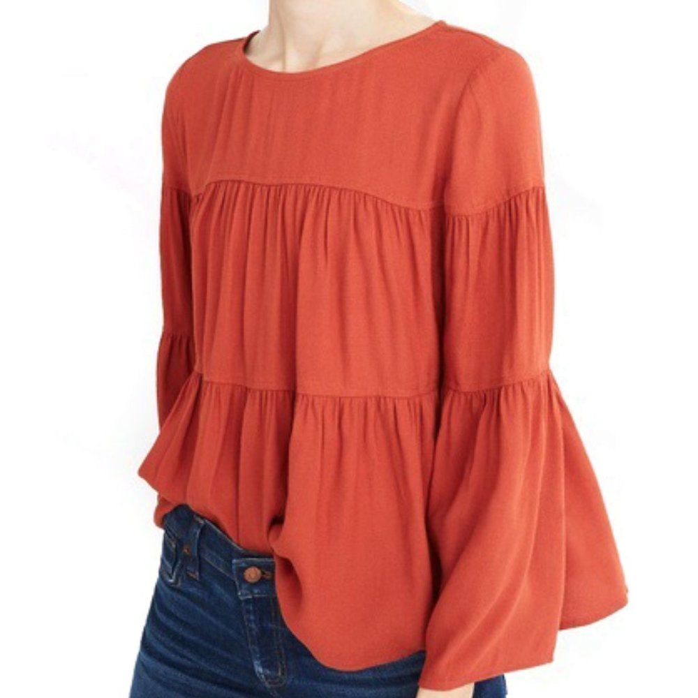 Madewell Tiered Button Back Top